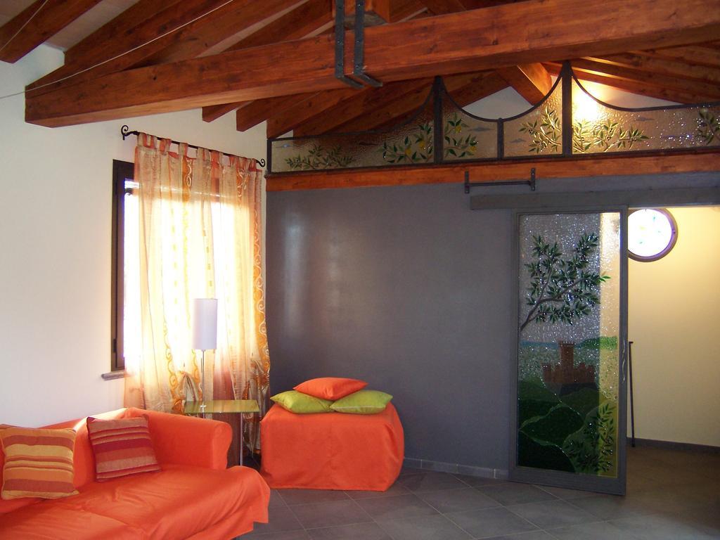 Caise Villa Castelnuovo Magra Room photo